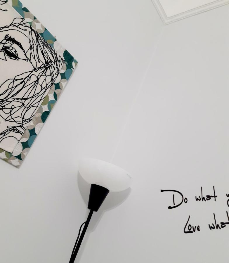 Dory'S Room Camera Nel Cuore Di Napoli المظهر الخارجي الصورة